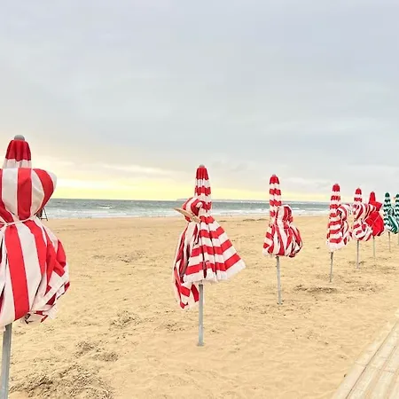Lumineux Duplex 3chambres 4 Personnes & Acces Direct A La * Trouville-sur-Mer