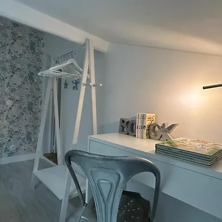 Lumineux Duplex 3chambres 4 Personnes & Acces Direct A La Apartment *