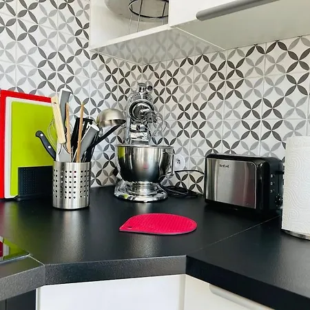 Lumineux Duplex 3chambres 4 Personnes & Acces Direct A La Apartment *