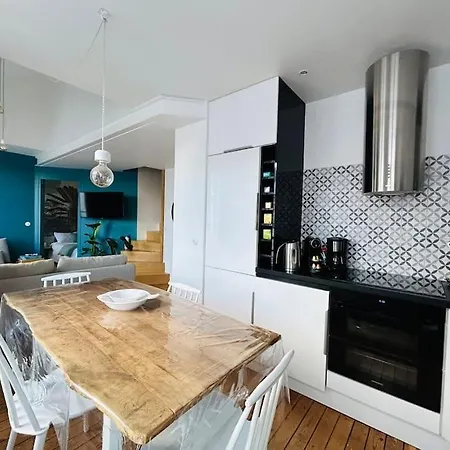 Apartment Lumineux Duplex 3chambres 4 Personnes & Acces Direct A La